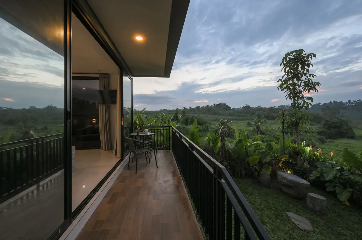 Batukaru Valley & Peak Suite
